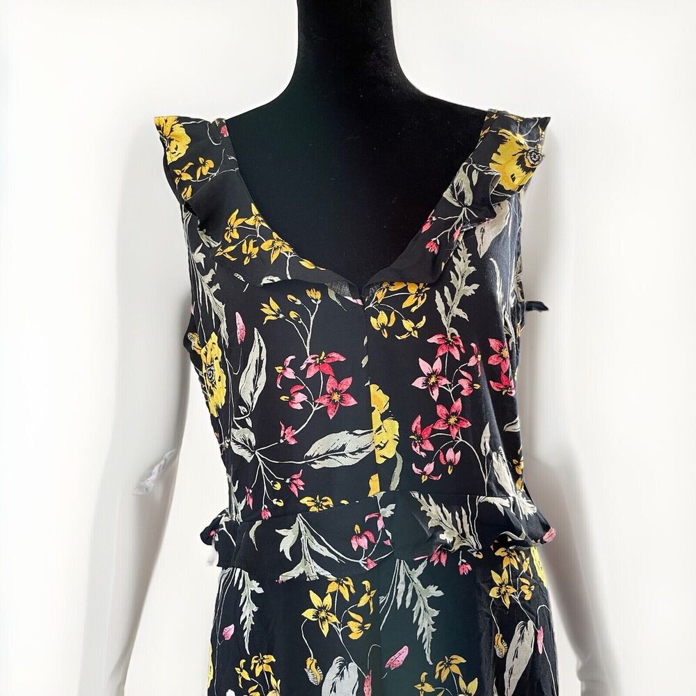 Express - Shorts Romper Sleeveless Black Pattern Ruffle Details Low Back Size 12